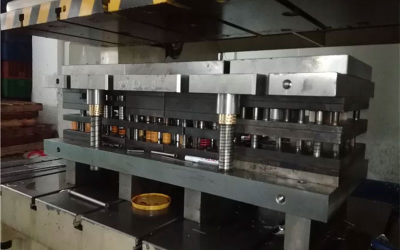 Deep-draw-Sheet-Metal-Stamping