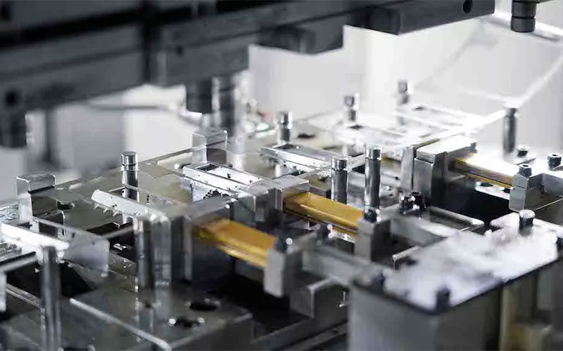 Progressive-Die-Sheet-Metal-Stamping