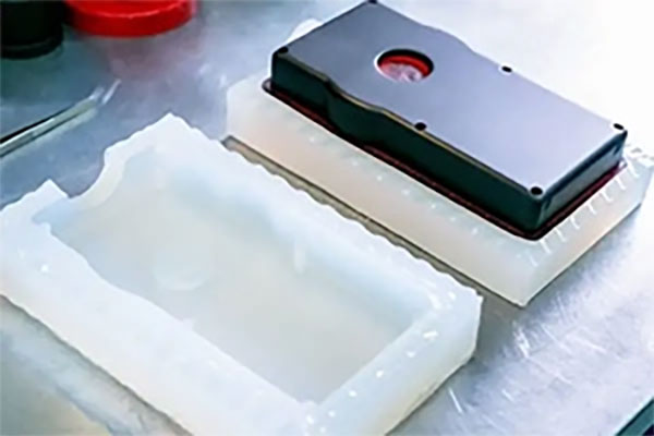 vacuum-casting
