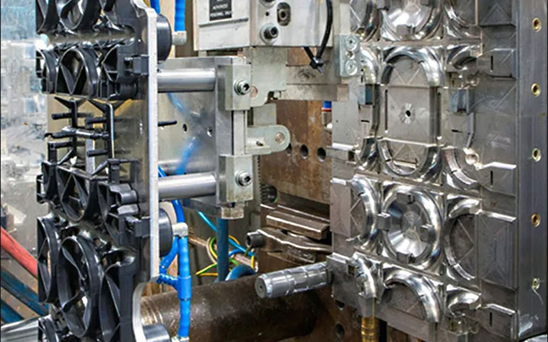 Multi-Shot-Injection-Molding