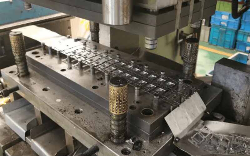 LSR-Insert-Injection-Molding
