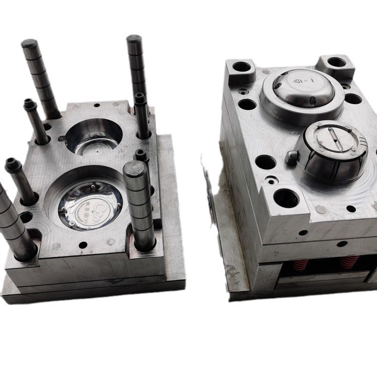 Single cavity injection mold2