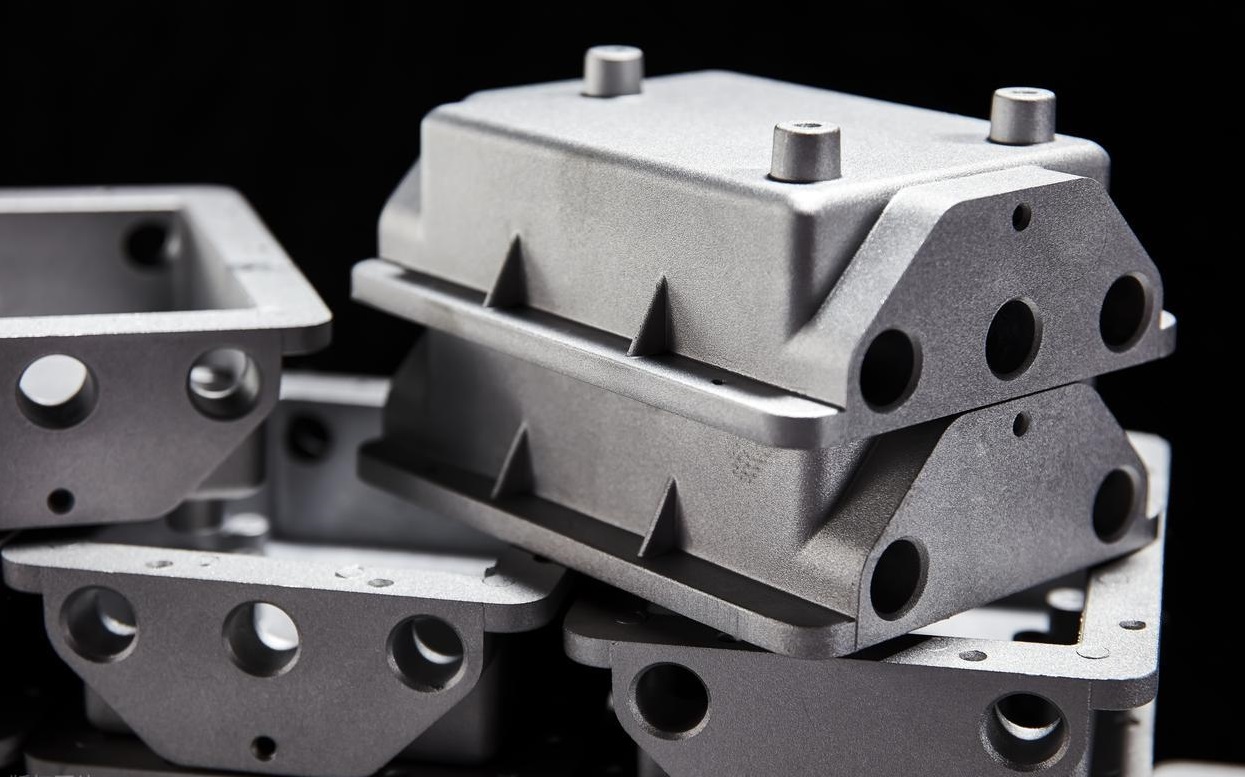 Soft Molds vs. Hard Molds Key Differences for Better Results