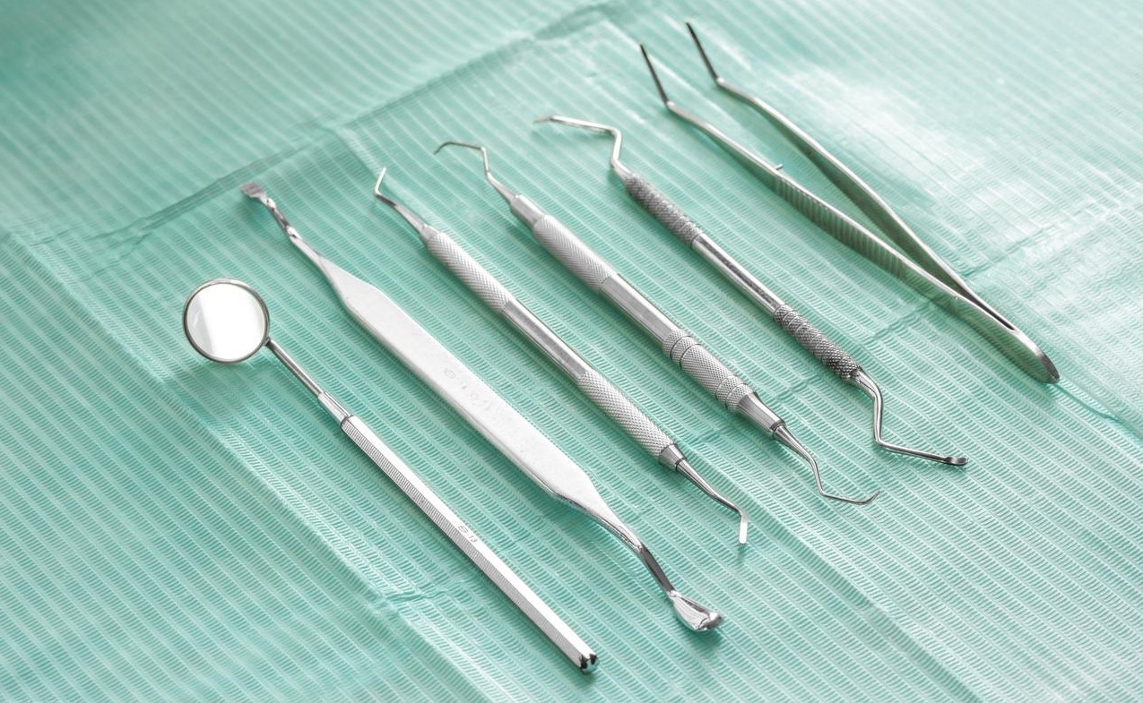 How to Select the Right Material for Dental Devices