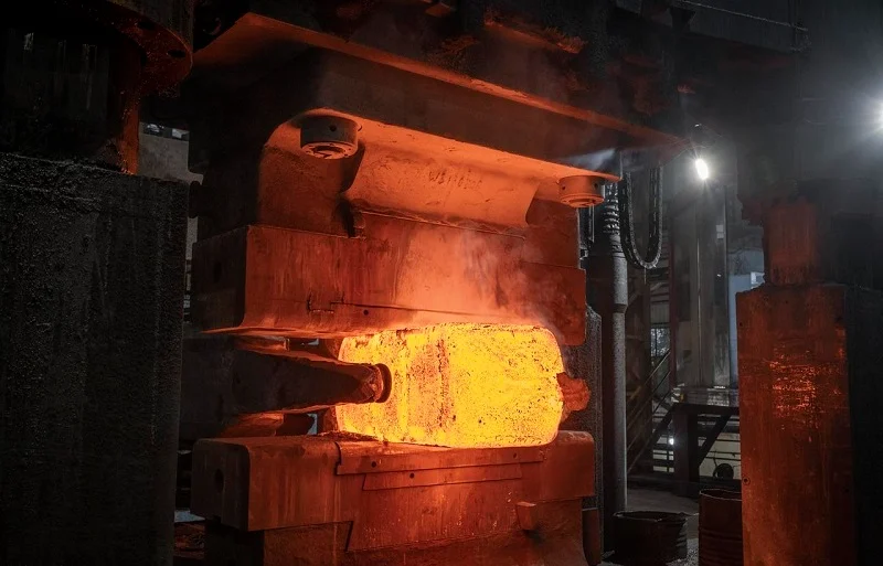Vacuum Investment Casting vs. Forging
