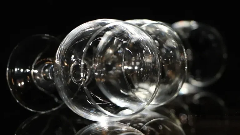 Precision Optical ComponentsTypes, Materials and Processes